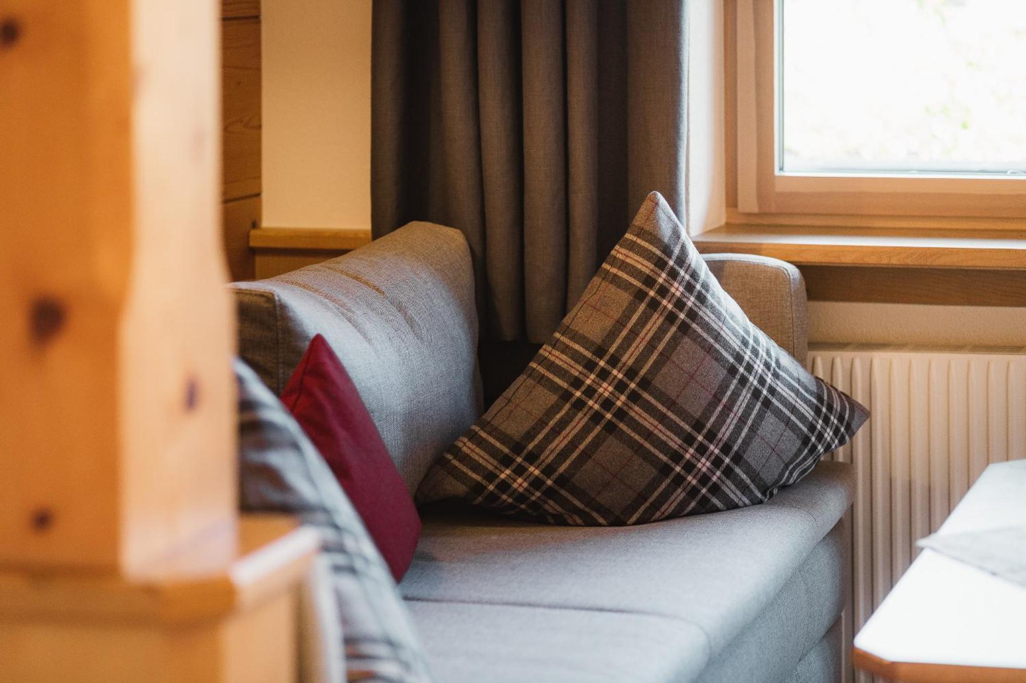 Jochum Garni Hotel 3*