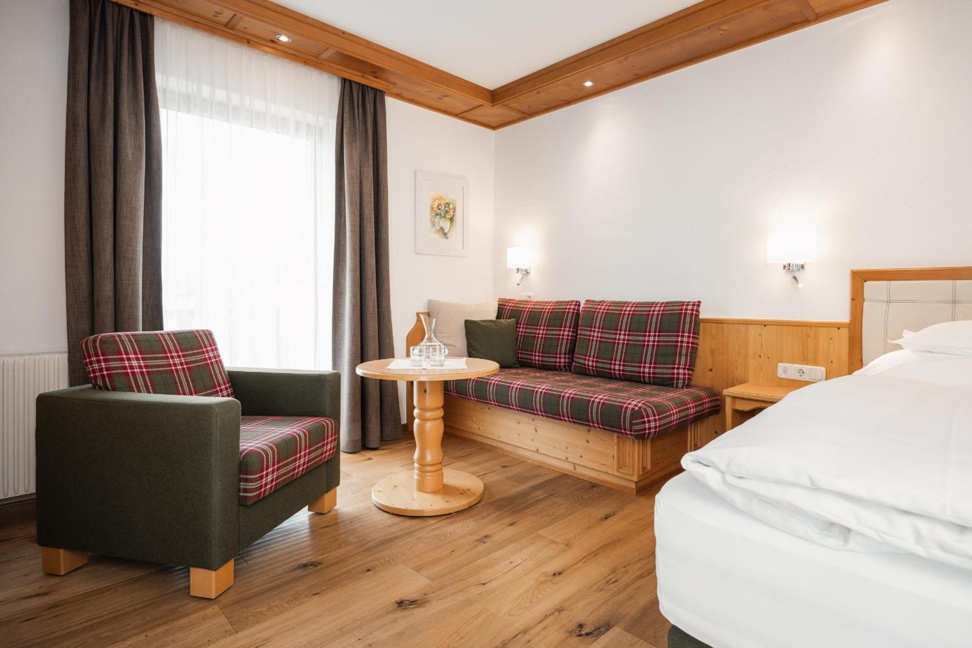 Hotel Jochum Garni 3*